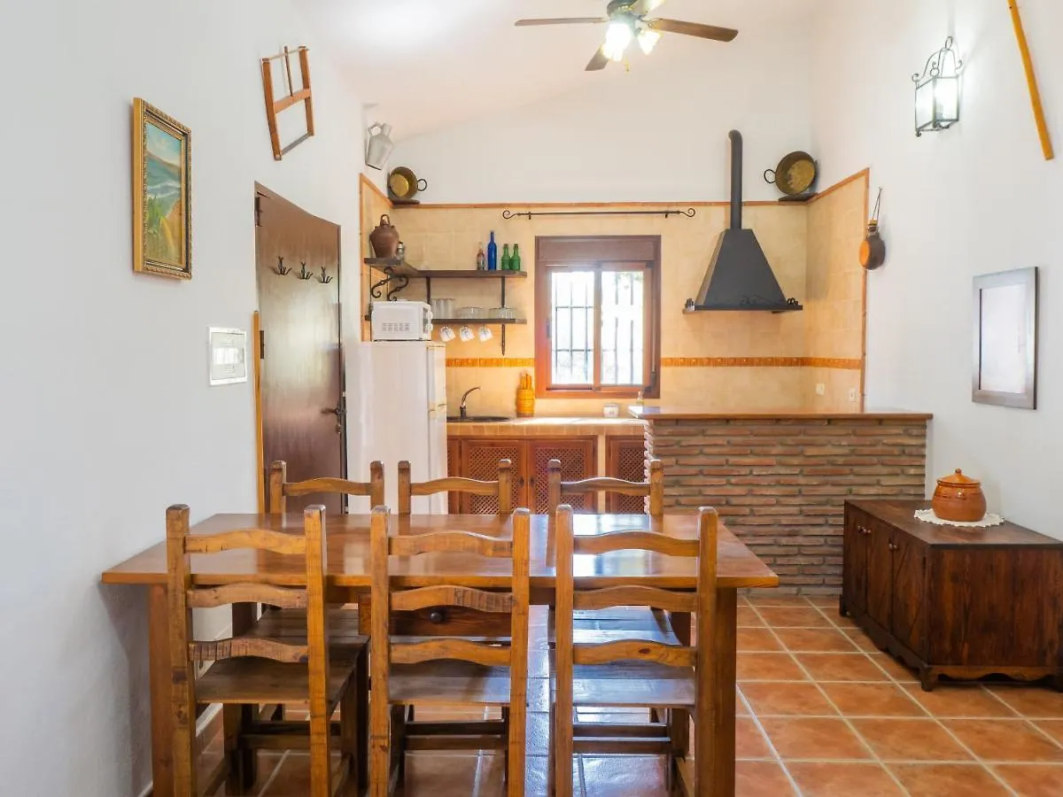 Hébergement de vacances Cubo'S Finca La Higuera De La Estacion Estacion De Cartama Espagne